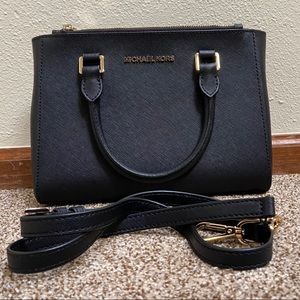 Michael Kors xs Satchel